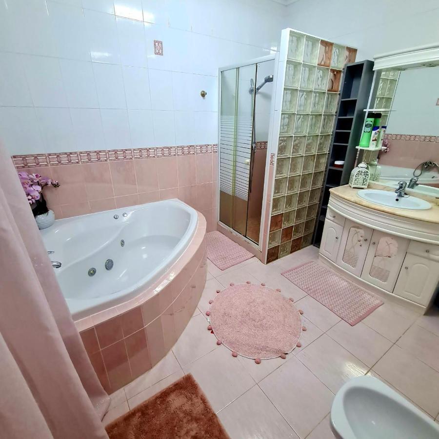 Chateau Angelique Guest House Valencia Eksteriør bilde